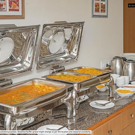 Hotel Nysha Palace Near Igi Airport Ню Делхи Екстериор снимка