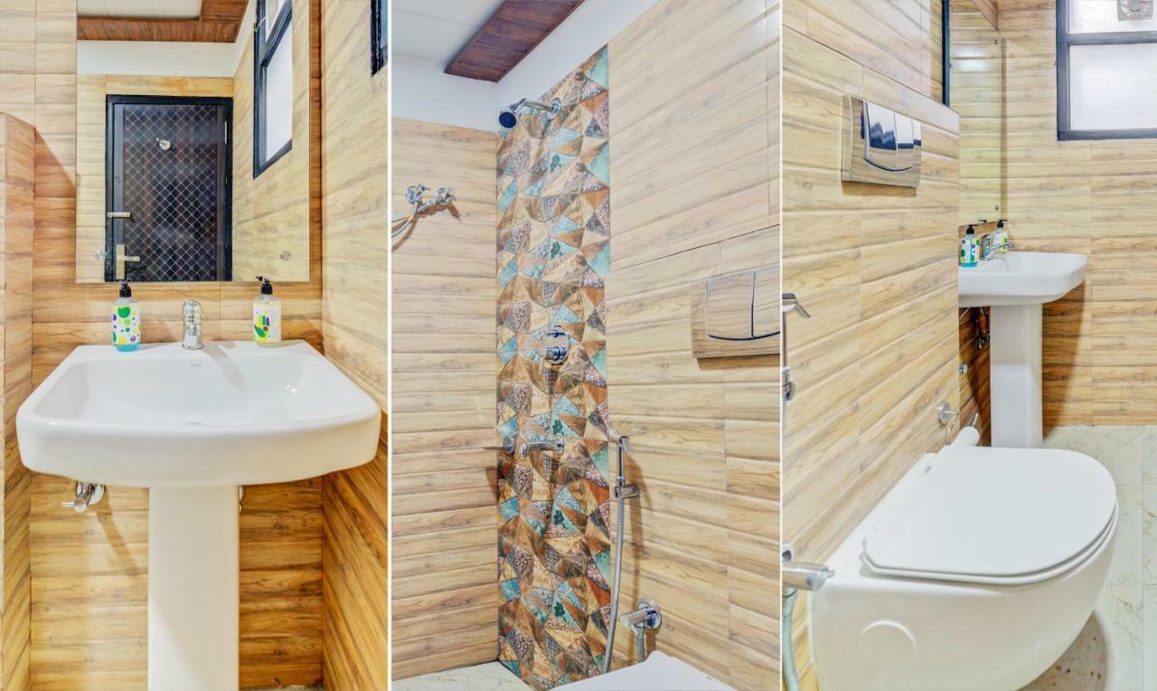 Hotel Nysha Palace Near Igi Airport Ню Делхи Екстериор снимка